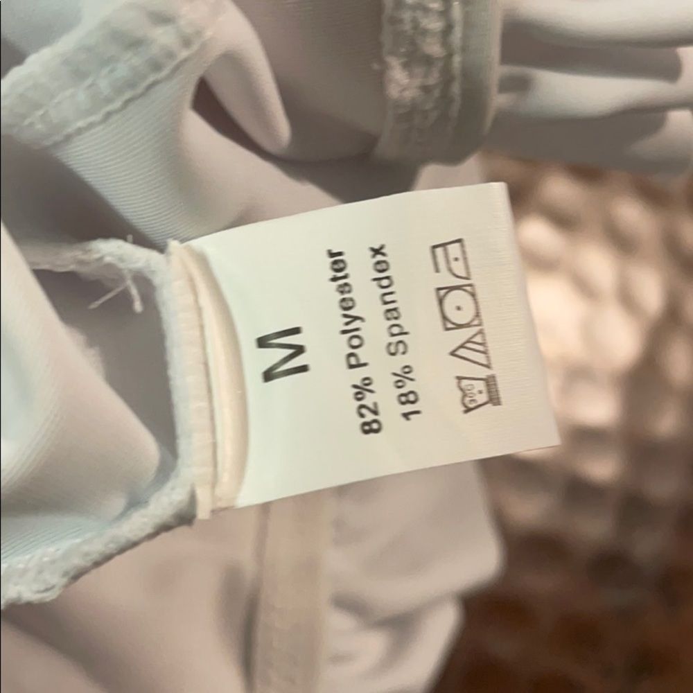 $ Bikini size medium brand new set - Picture 3 of 8